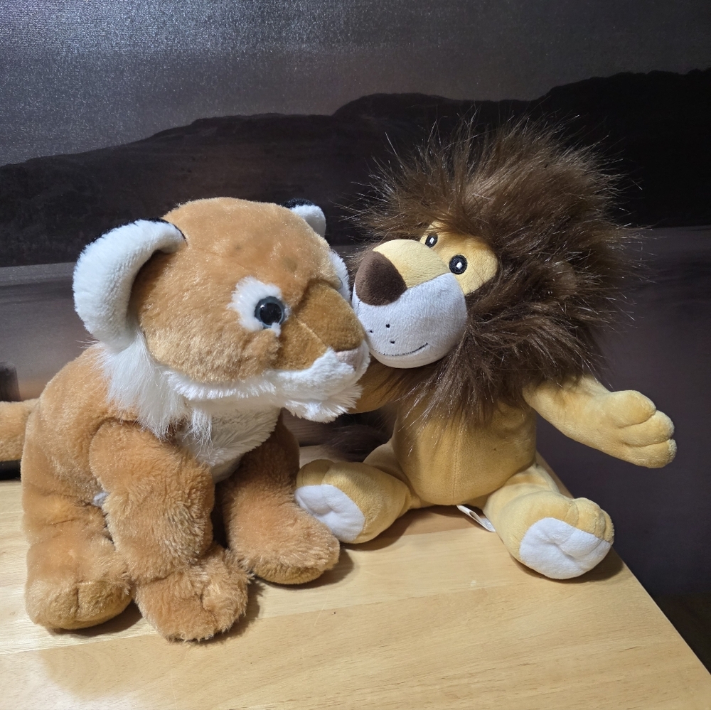 Progressive Plush Lion Linc 2018 and Tiger Wild Republic Toy Set